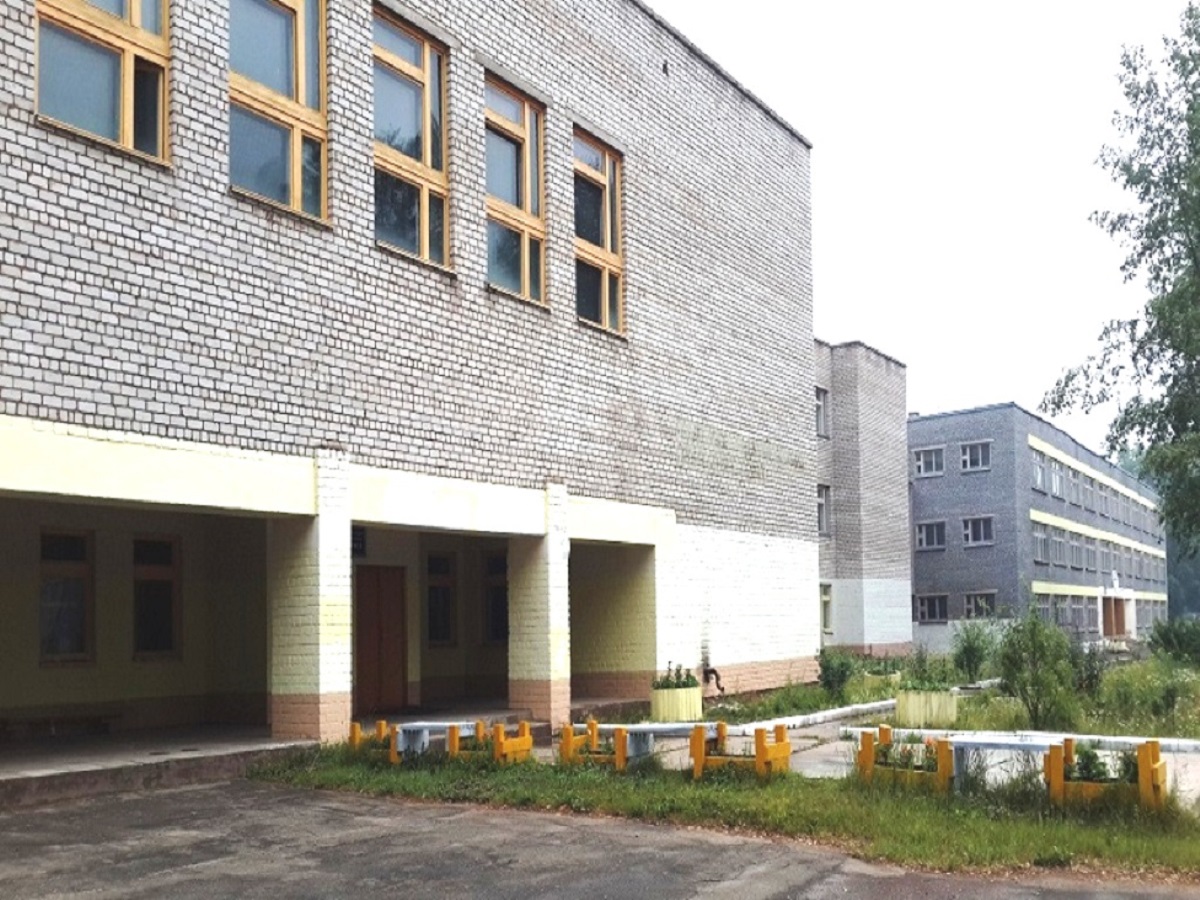 здание школы 2023 г..