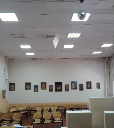 актовый зал школы.